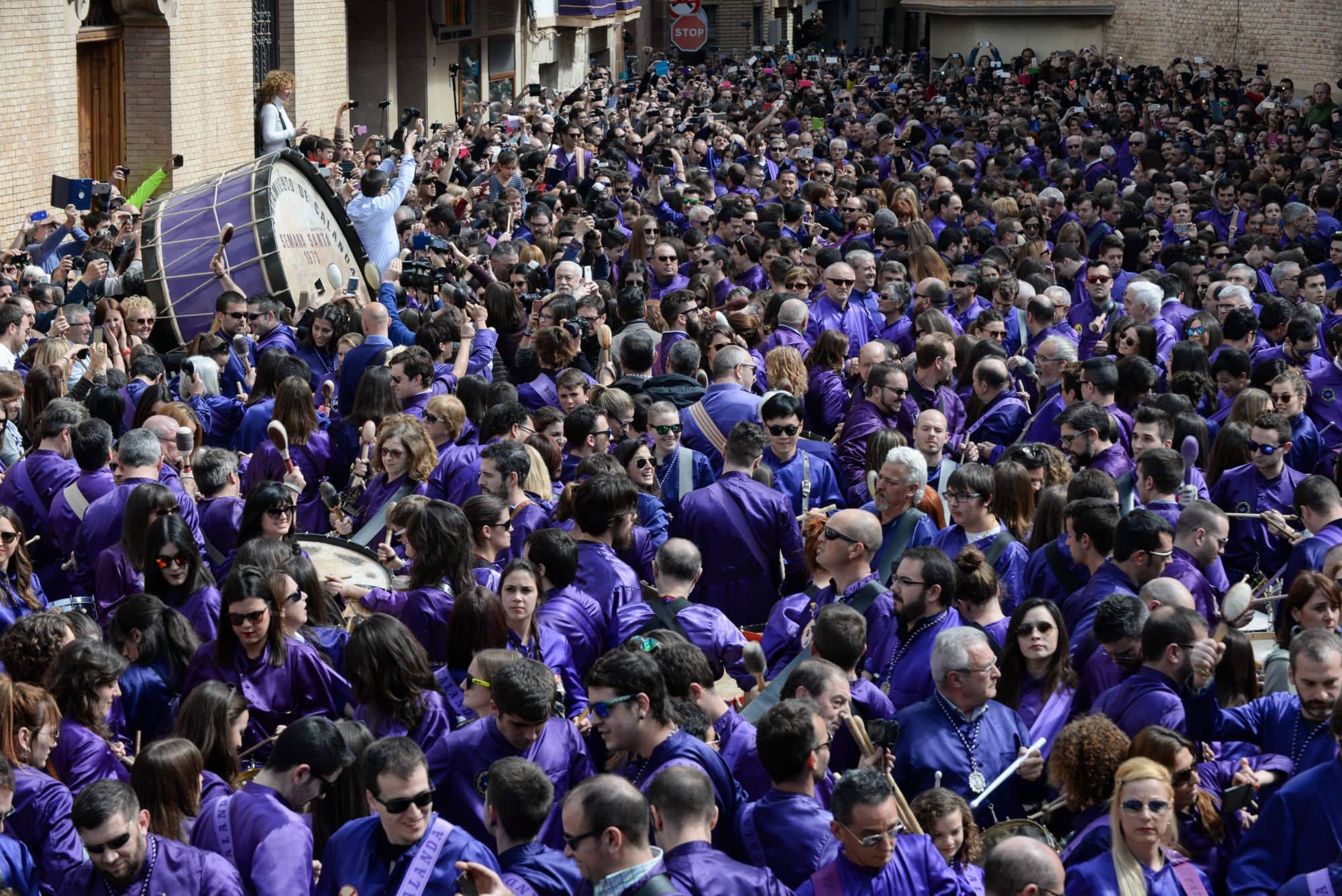 bombos en el bajo aragon